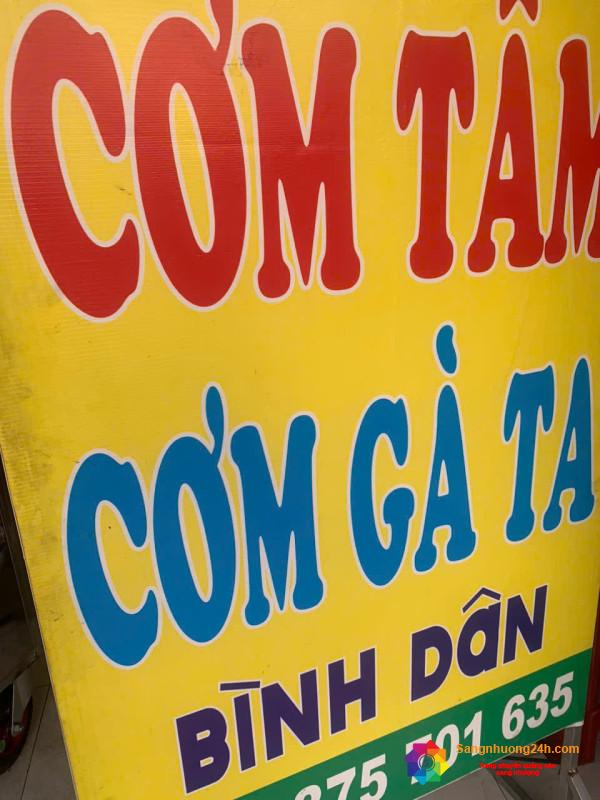 Sang quán cơm