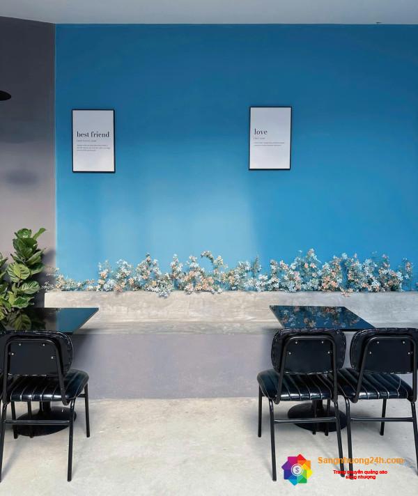 Sang quán cafe