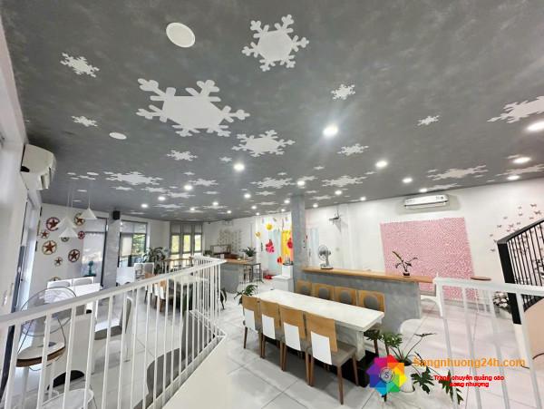 Sang quán cafe