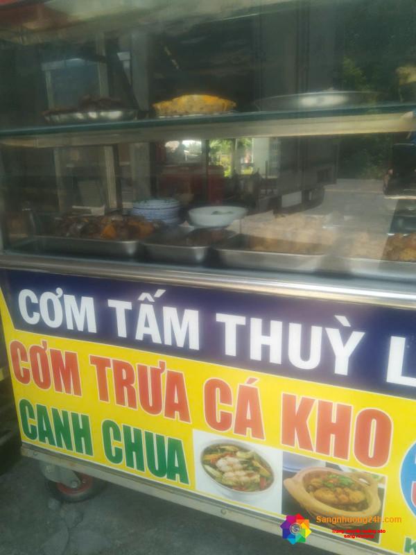 Sang quán cơm