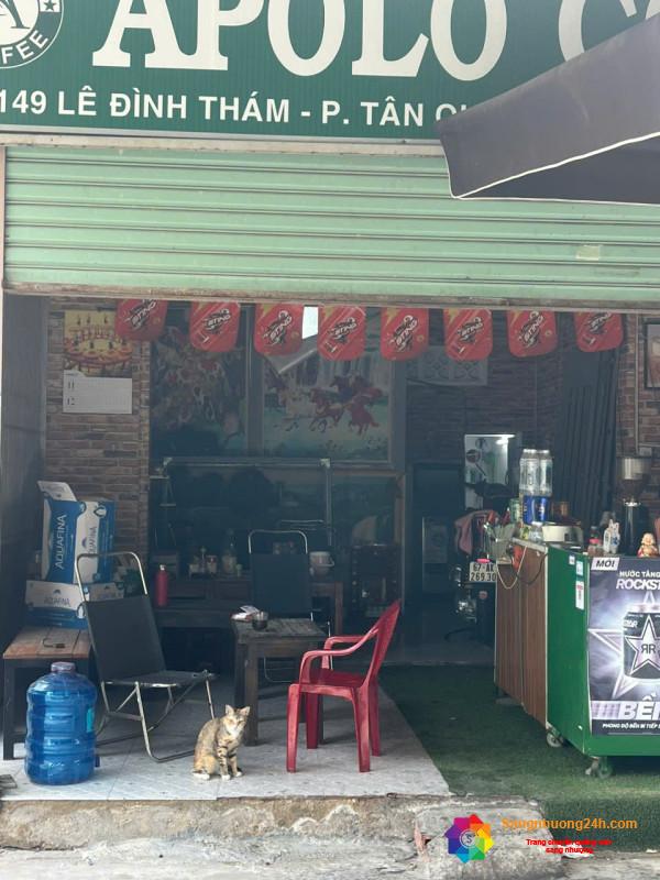 Sang quán cafe