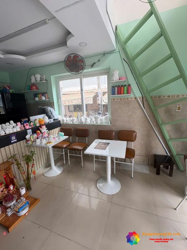 Sang quán cafe