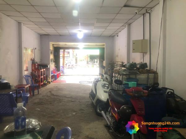 Sang tiệm rửa - sửa xe