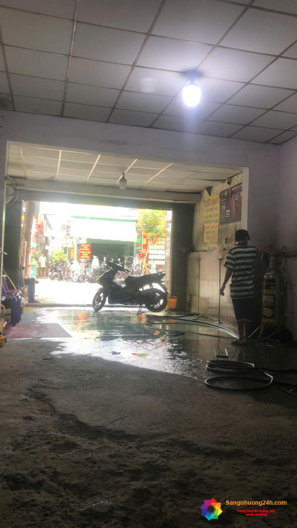 Sang tiệm rửa - sửa xe