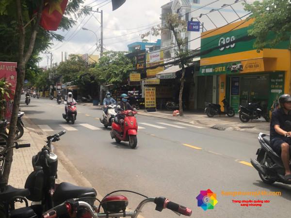 Sang tiệm rửa - sửa xe