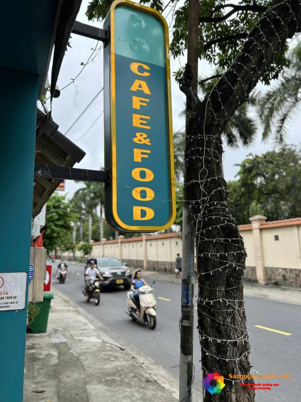 Sang quán cafe