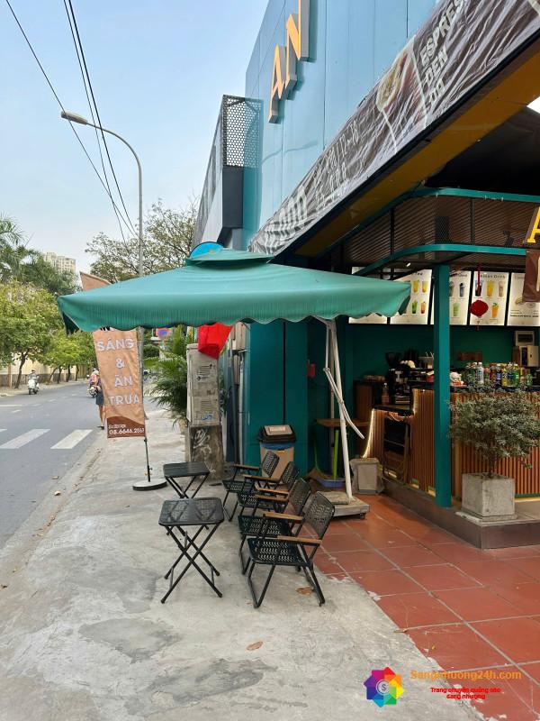 Sang quán cafe