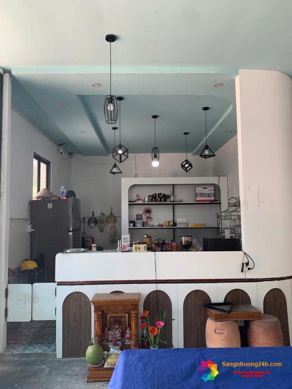 Sang quán cafe