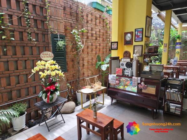 Sang quán cafe