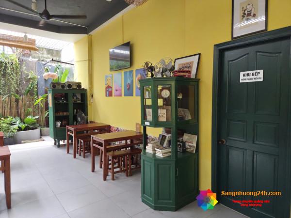 Sang quán cafe