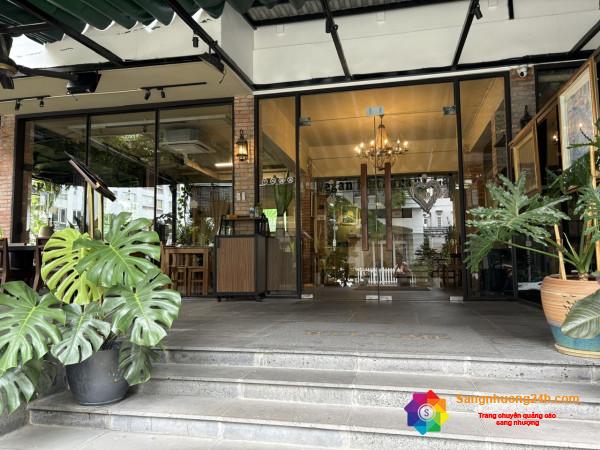 Sang nhà hàng Sang nhà hàng