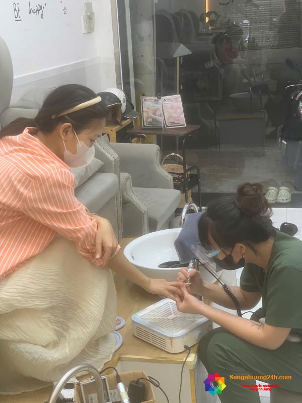 Sang tiệm tóc - nail