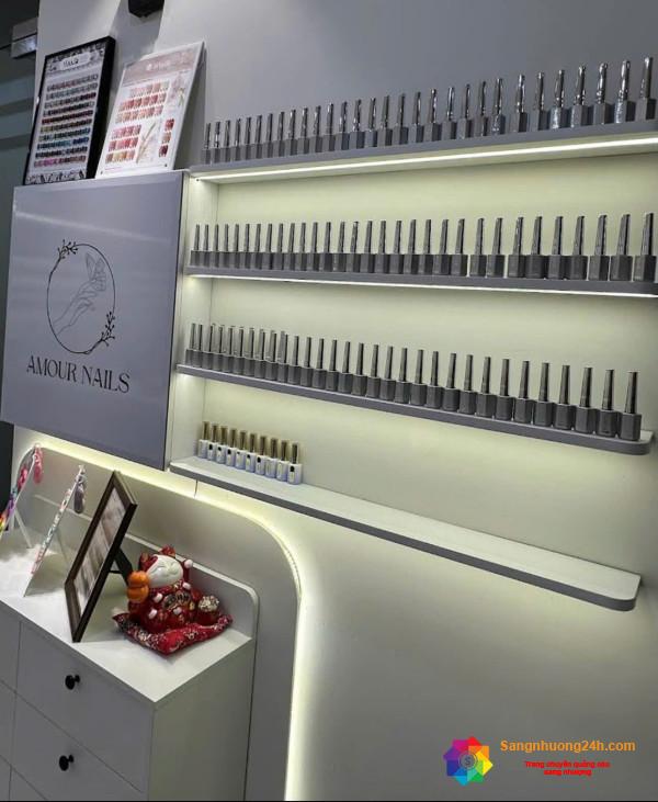 Sang tiệm tóc - nail