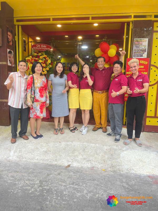 Cần Tuyển 2 Nữ Gội Đầu Tại Phú Nhuận