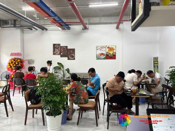 Sang quán cafe
