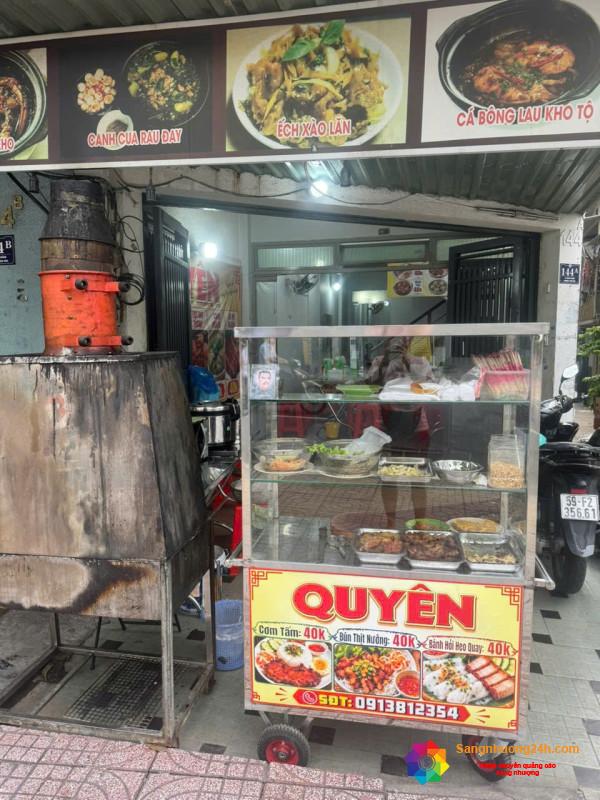 Sang quán cơm