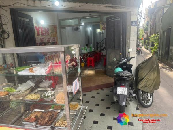 Sang quán cơm