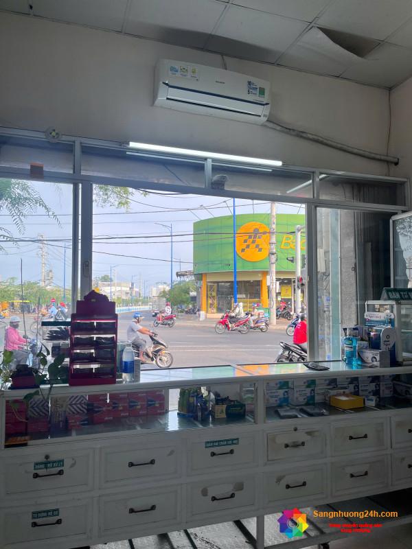 Sang nhà thuốc tây