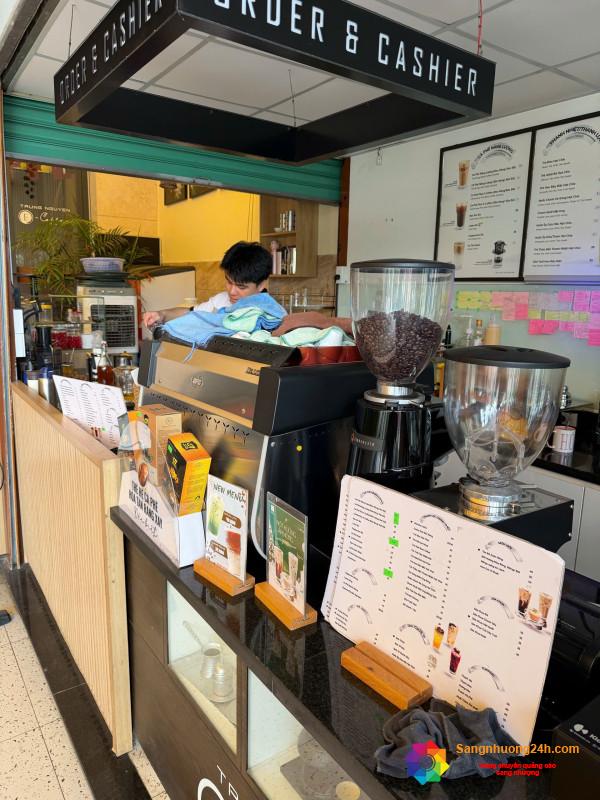 Sang quán cafe