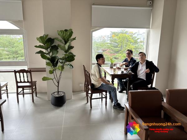Sang quán cafe