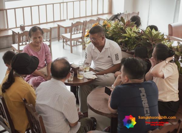 Sang quán cafe