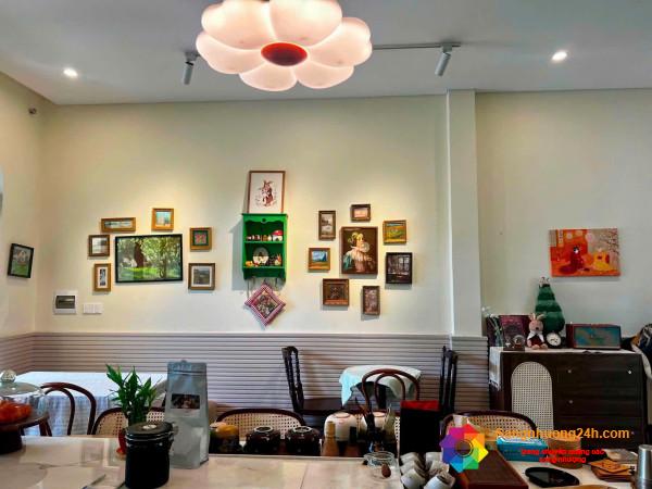 Sang quán cafe
