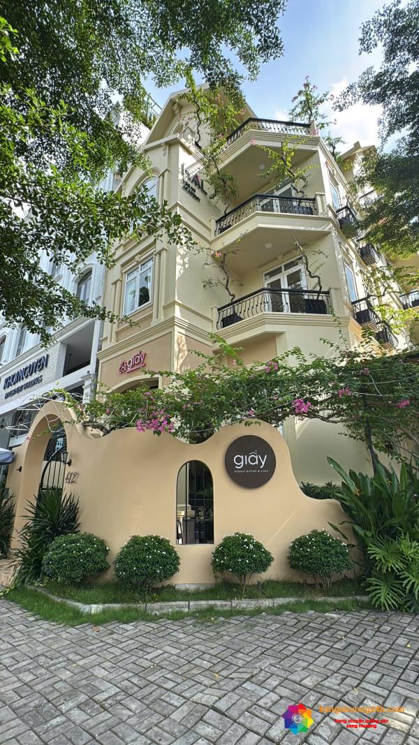 SANG NHƯỢNG QUÁN CAFE BIỆT THỰ GÓC ĐẲNG CẤP PHÚ MỸ HƯNG – QUẬN 7 