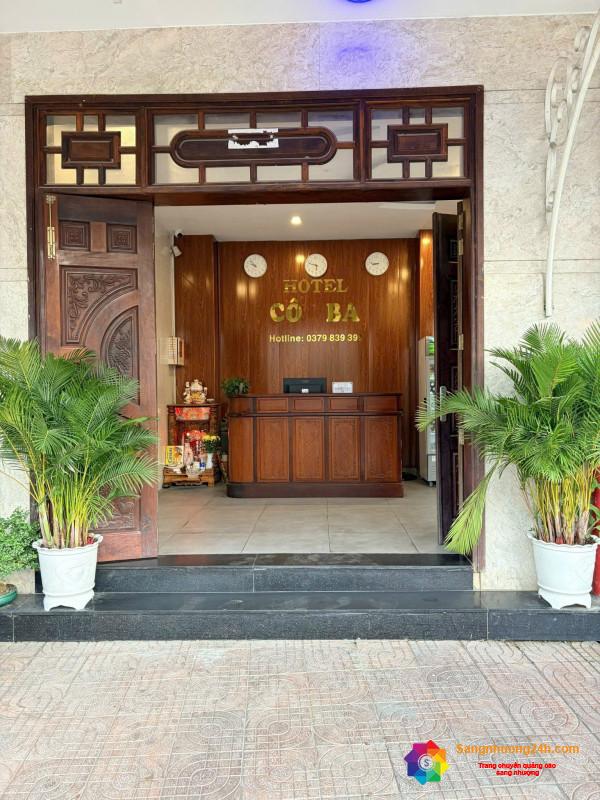 Sang khách sạn